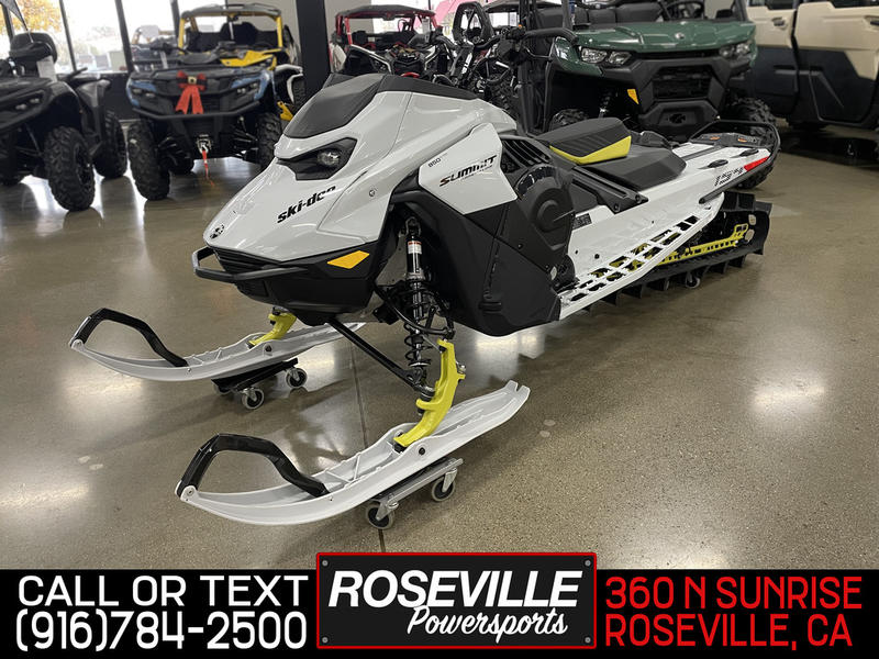 2025 Ski-Doo SUMMIT ADR W/EDGE 154 850 E-TEC 3.0 - Image 1