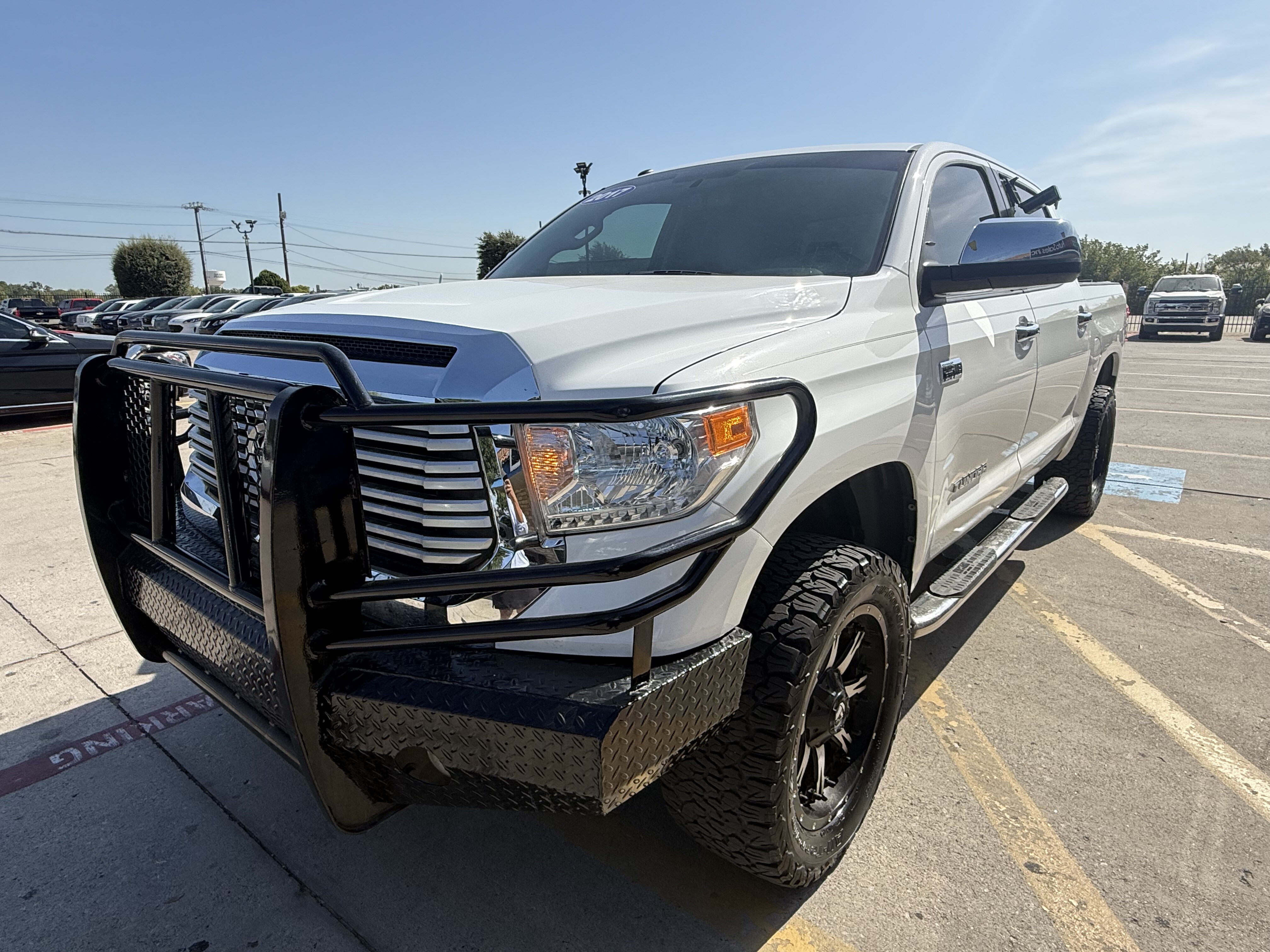 2017 Toyota Tundra Limited CrewMax 4WD - Image 1
