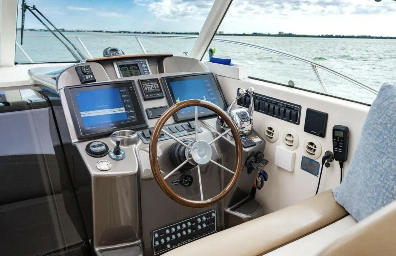 2013 Tiara Yachts 36 Coronet - Image 4