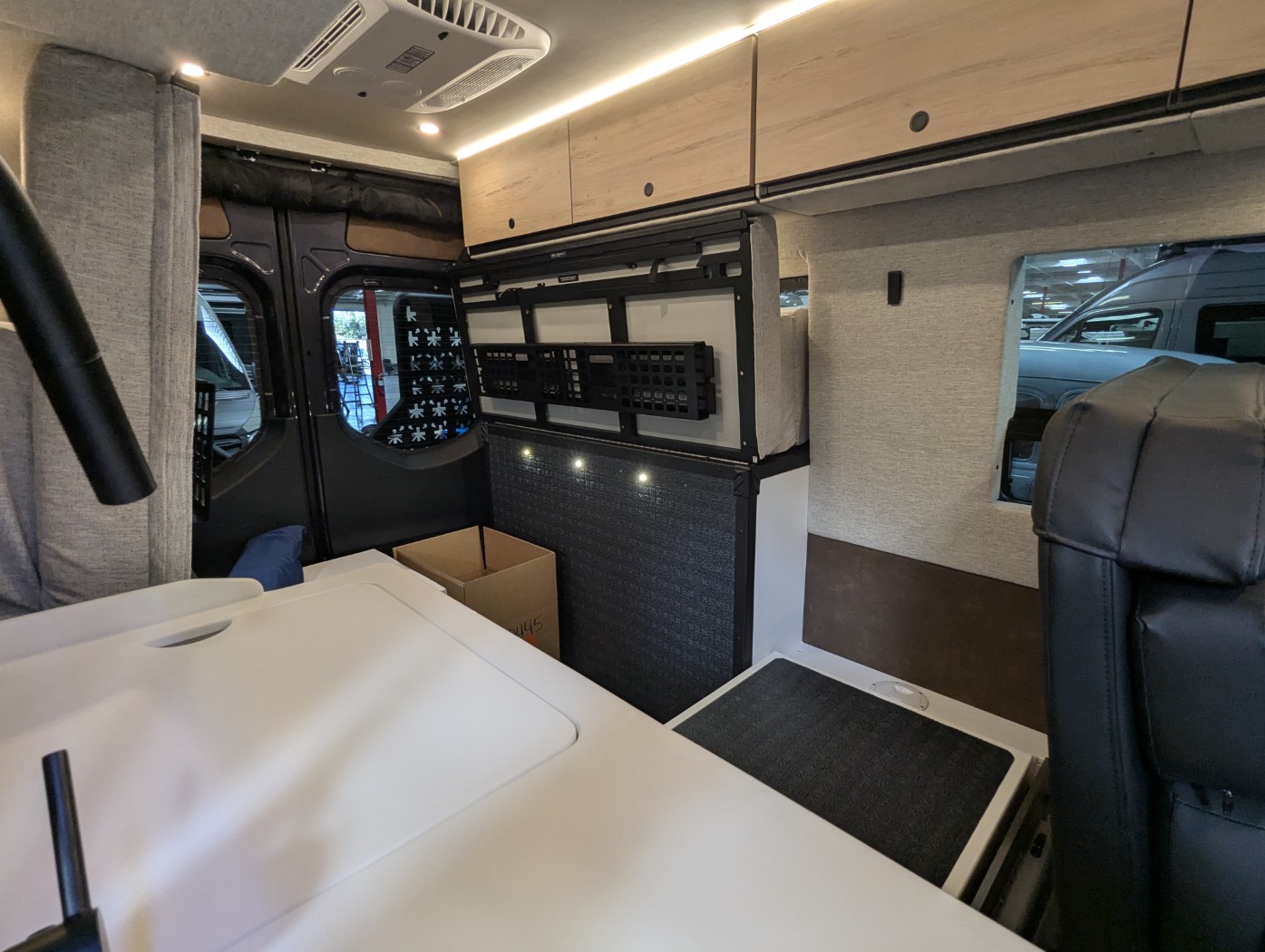 2027 Storyteller Overland Dark Mode OG - Image 14
