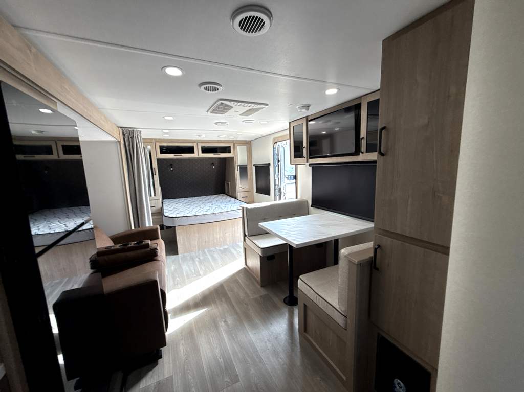 2026 GRAND DESIGN IMAGINE 22MLE - Image 22