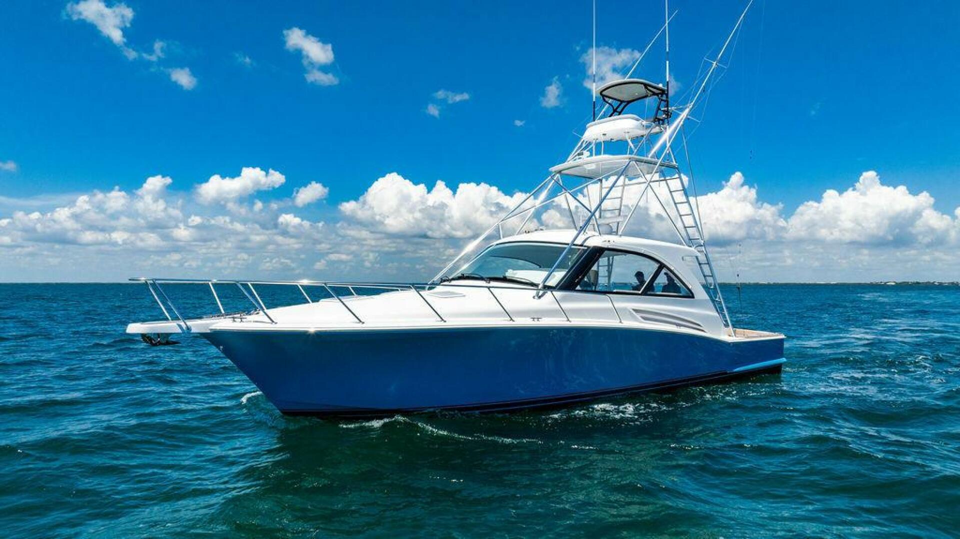 2023 Hatteras GT45X - Image 6