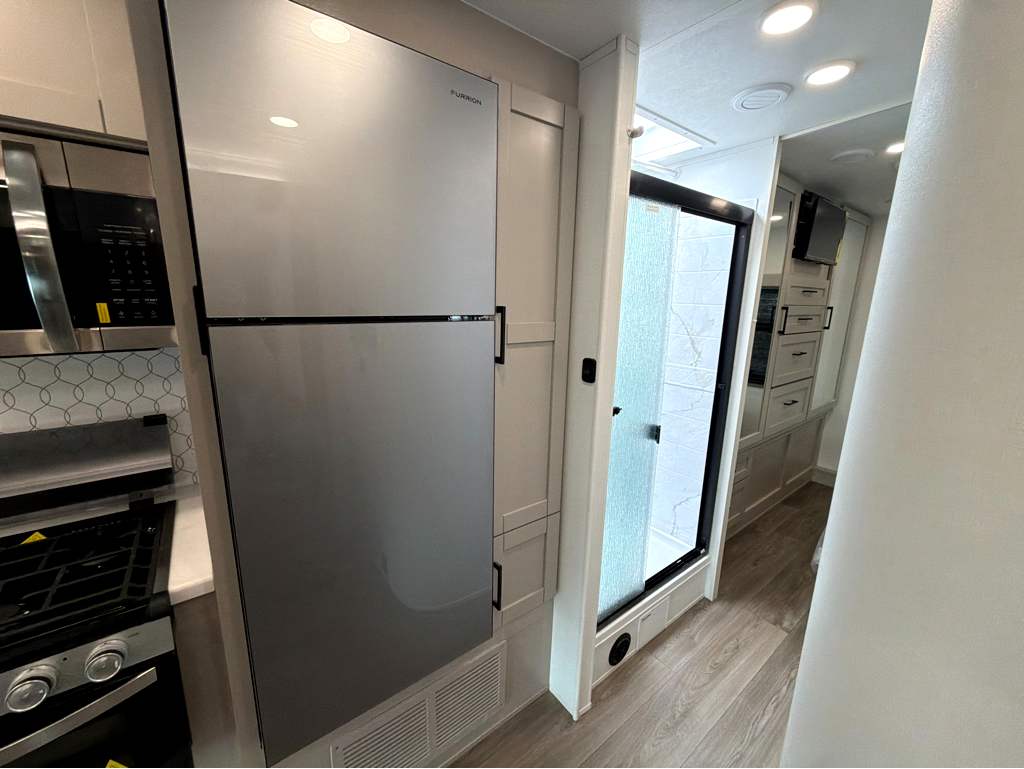 2027 ENTEGRA COACH ODYSSEY 29V - Image 11