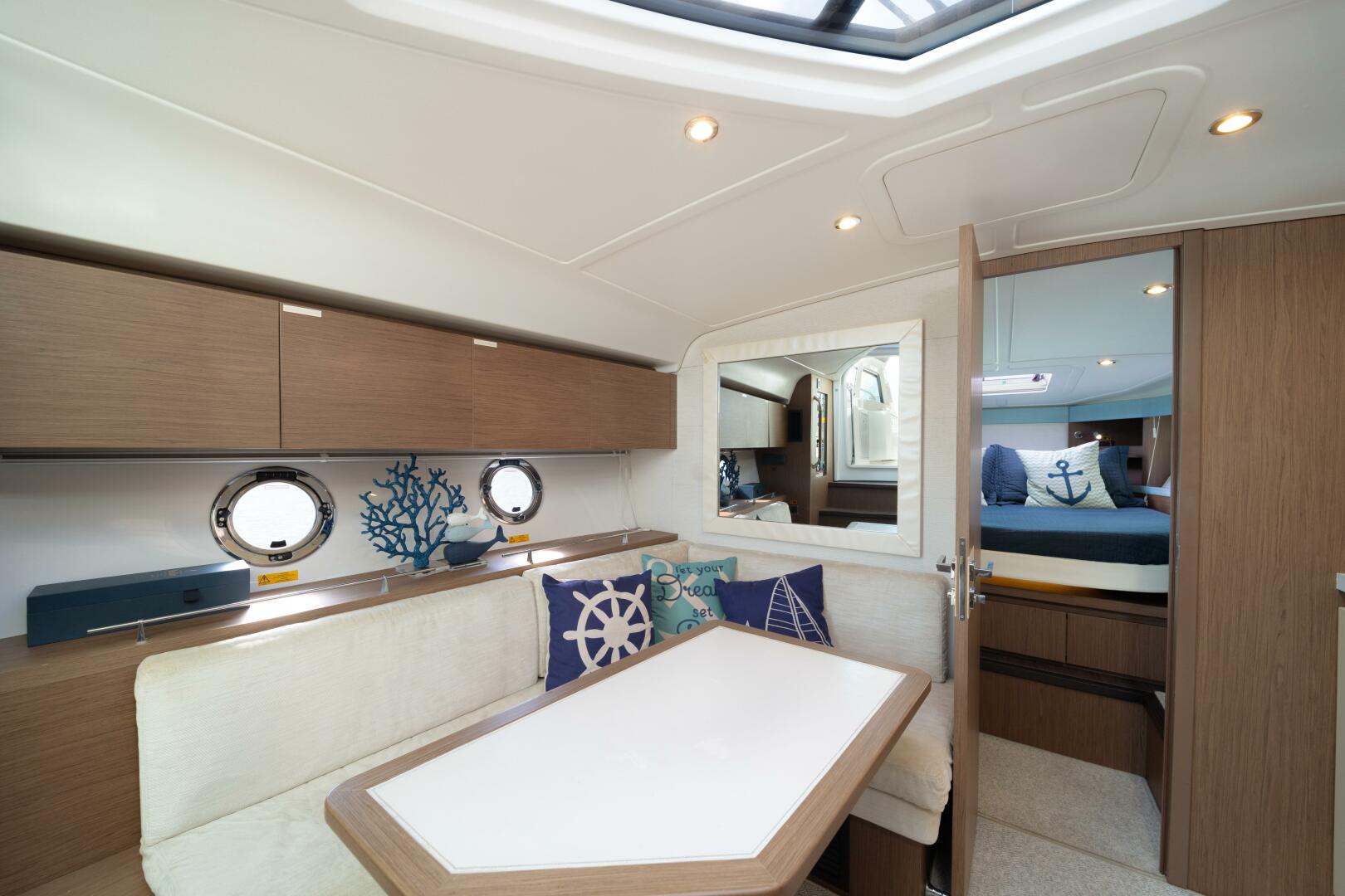 2017 Beneteau Gran Turismo 40 - Image 6
