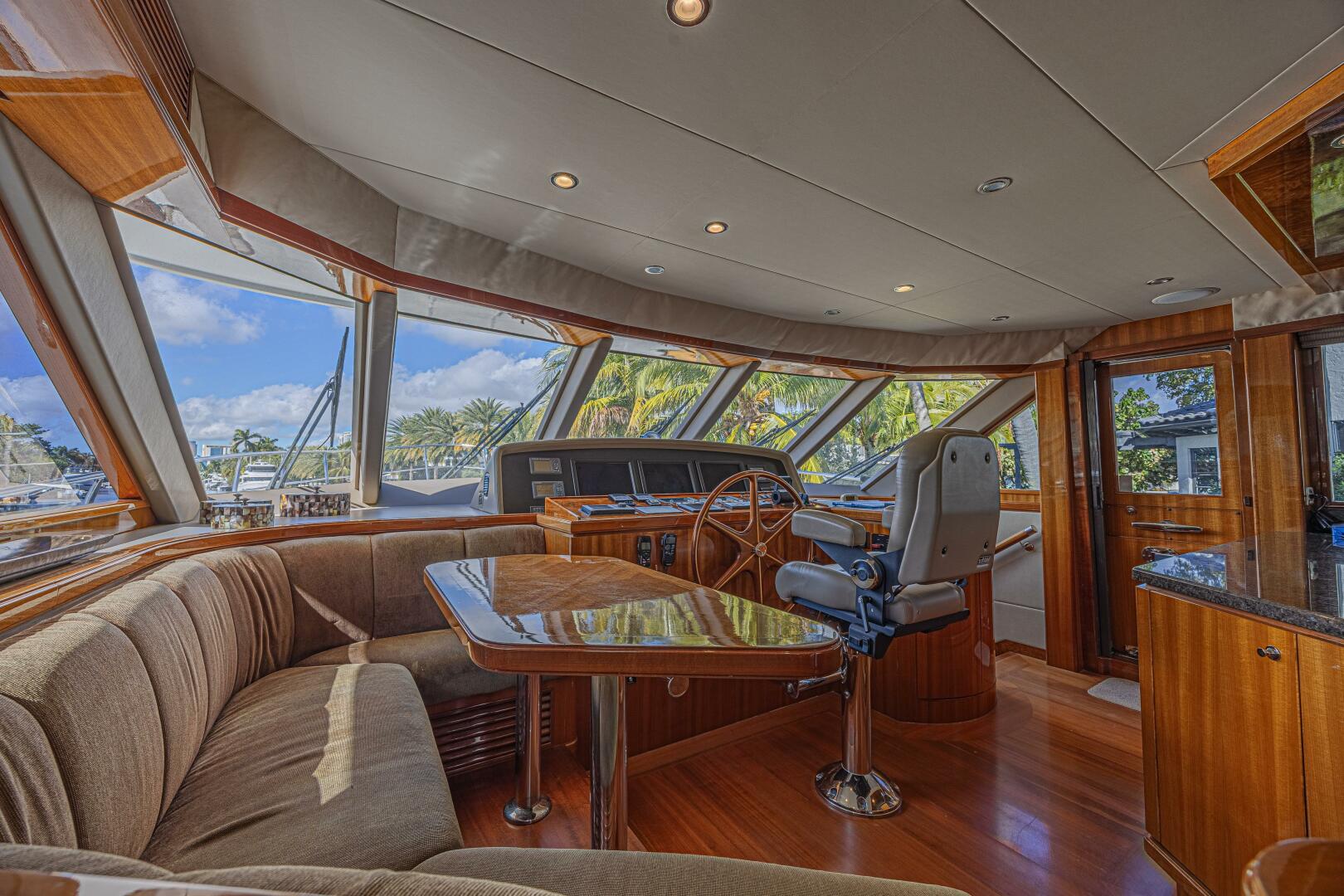 2010 Ocean Alexander 74 Motoryacht - Image 41