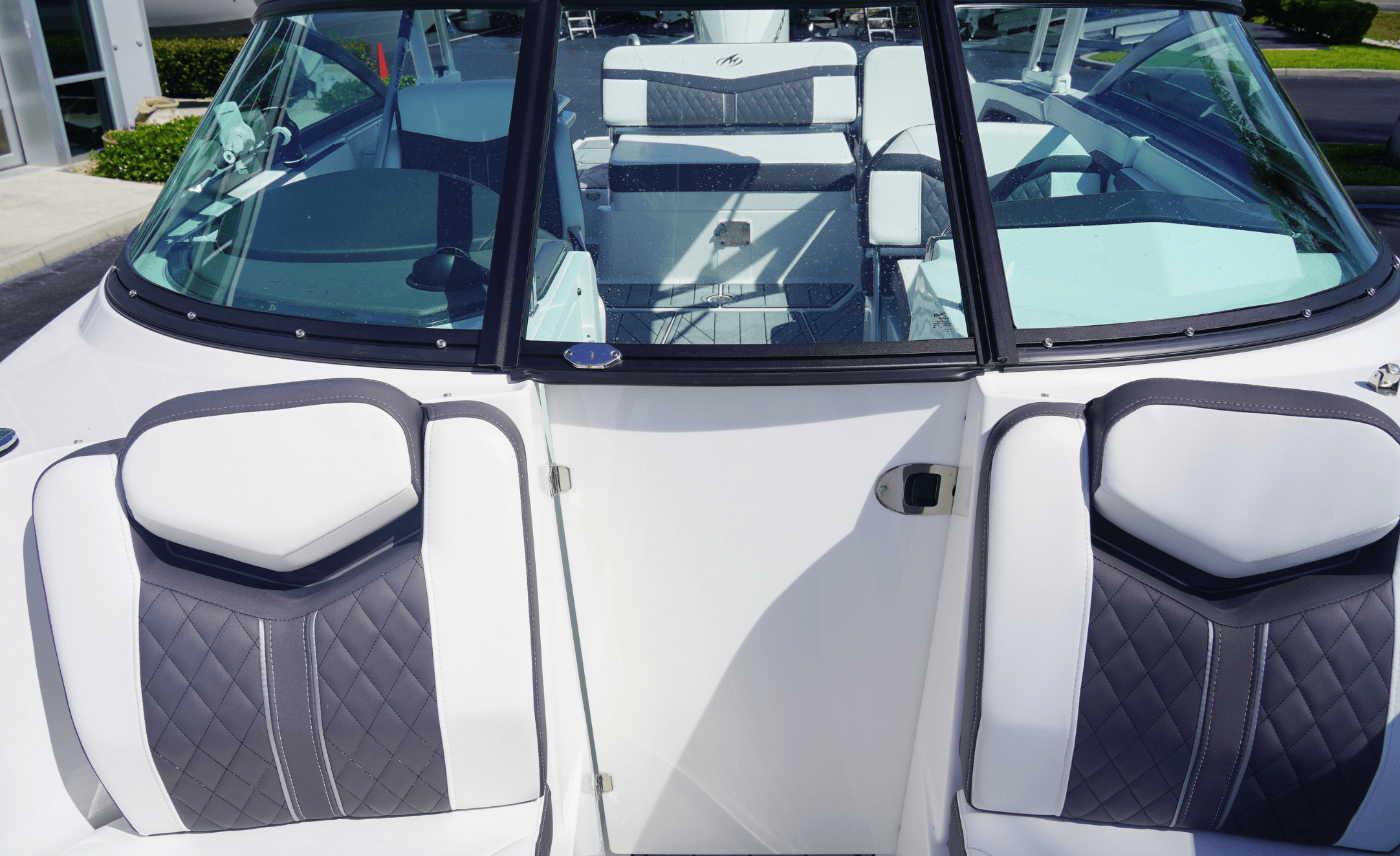 2023 Monterey 255SS - Image 31