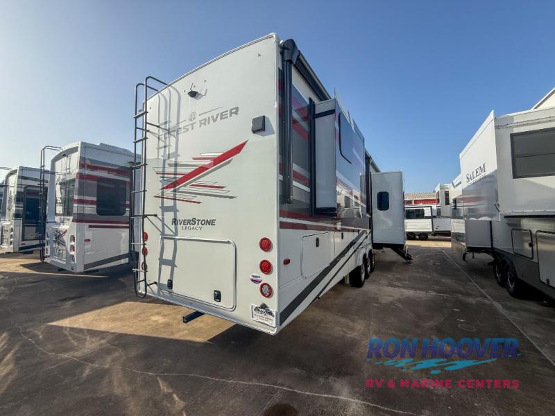 2025 FOREST RIVER 421FK - Image 145