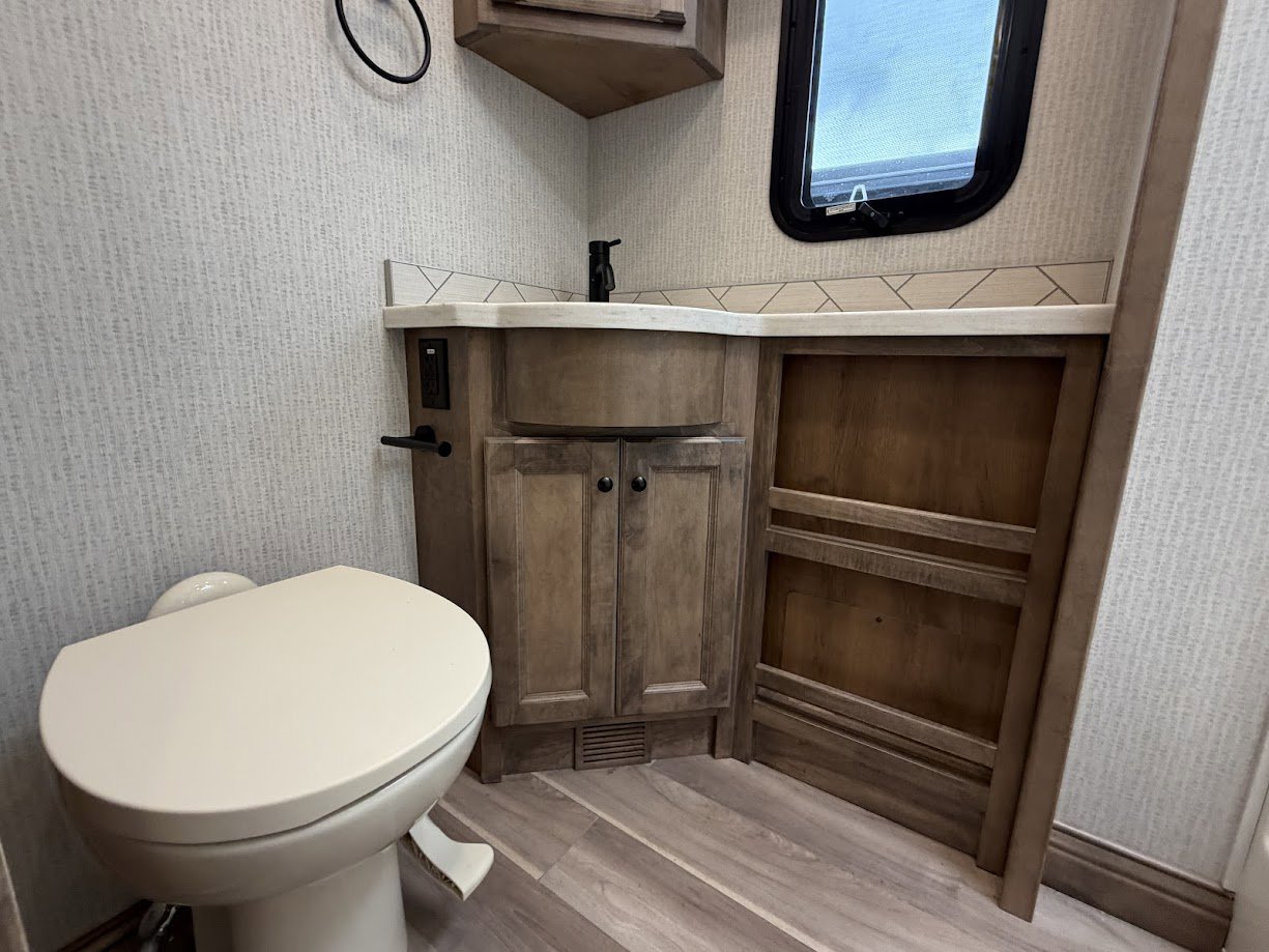 2026 TIFFIN ALLEGRO 29 NA - Image 43