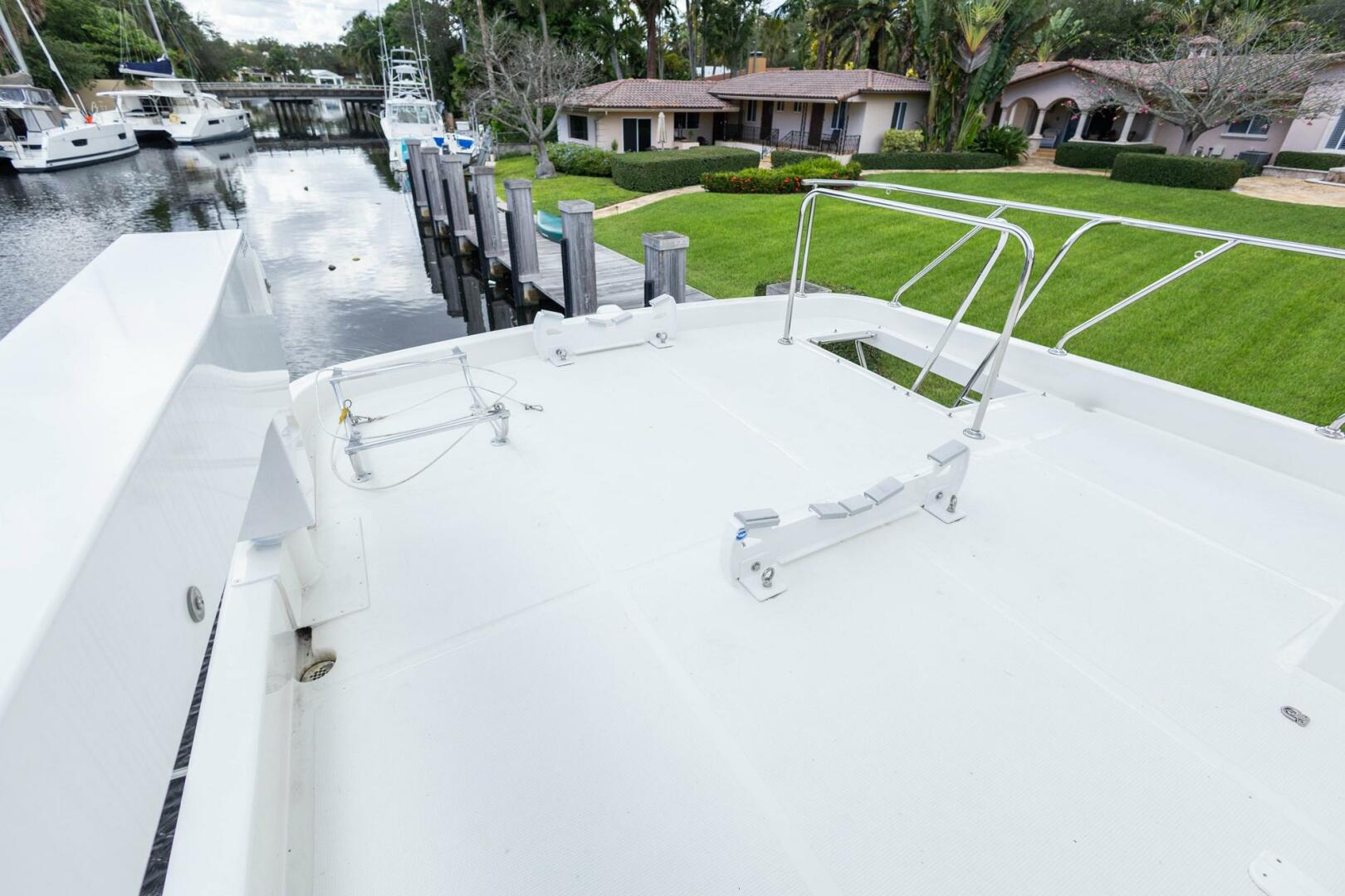 2005 Ocean Alexander Raised Pilothouse Flybridge Sedan - Image 31