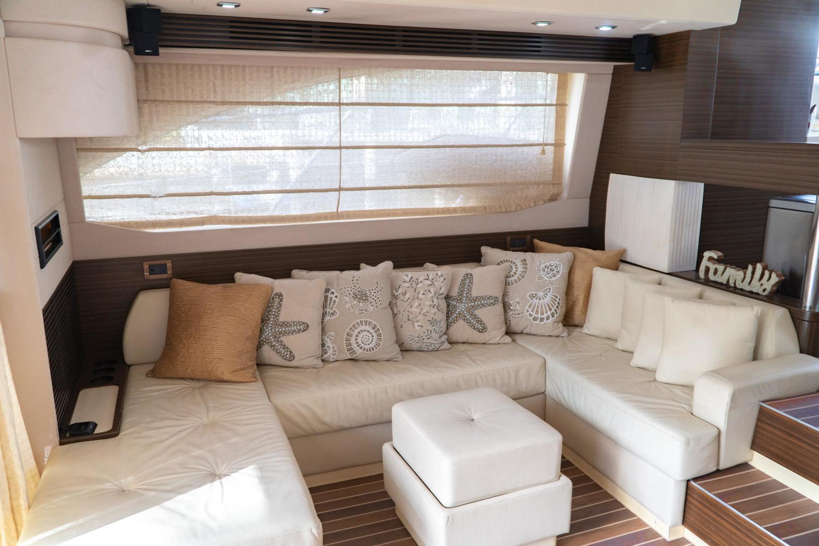 2013 Azimut FLY54 - Image 17