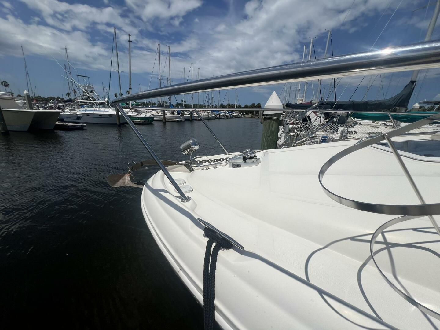 2003 Sea Ray 320 Sundancer - Image 11