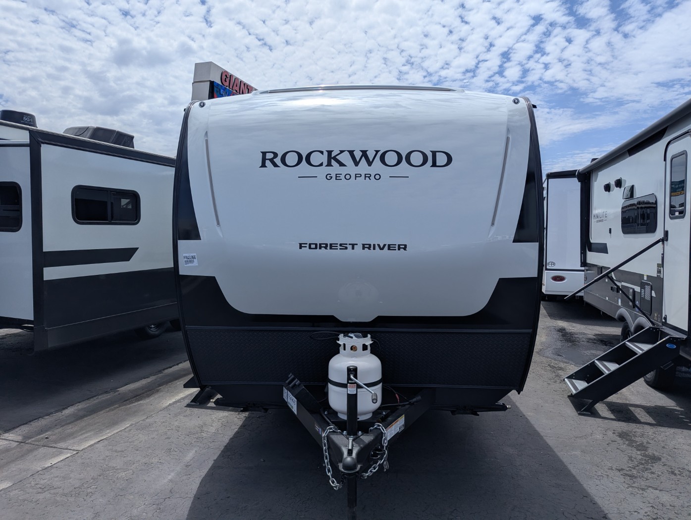 2027 Forest River Rockwood Geo Pro G17BLE - Image 2