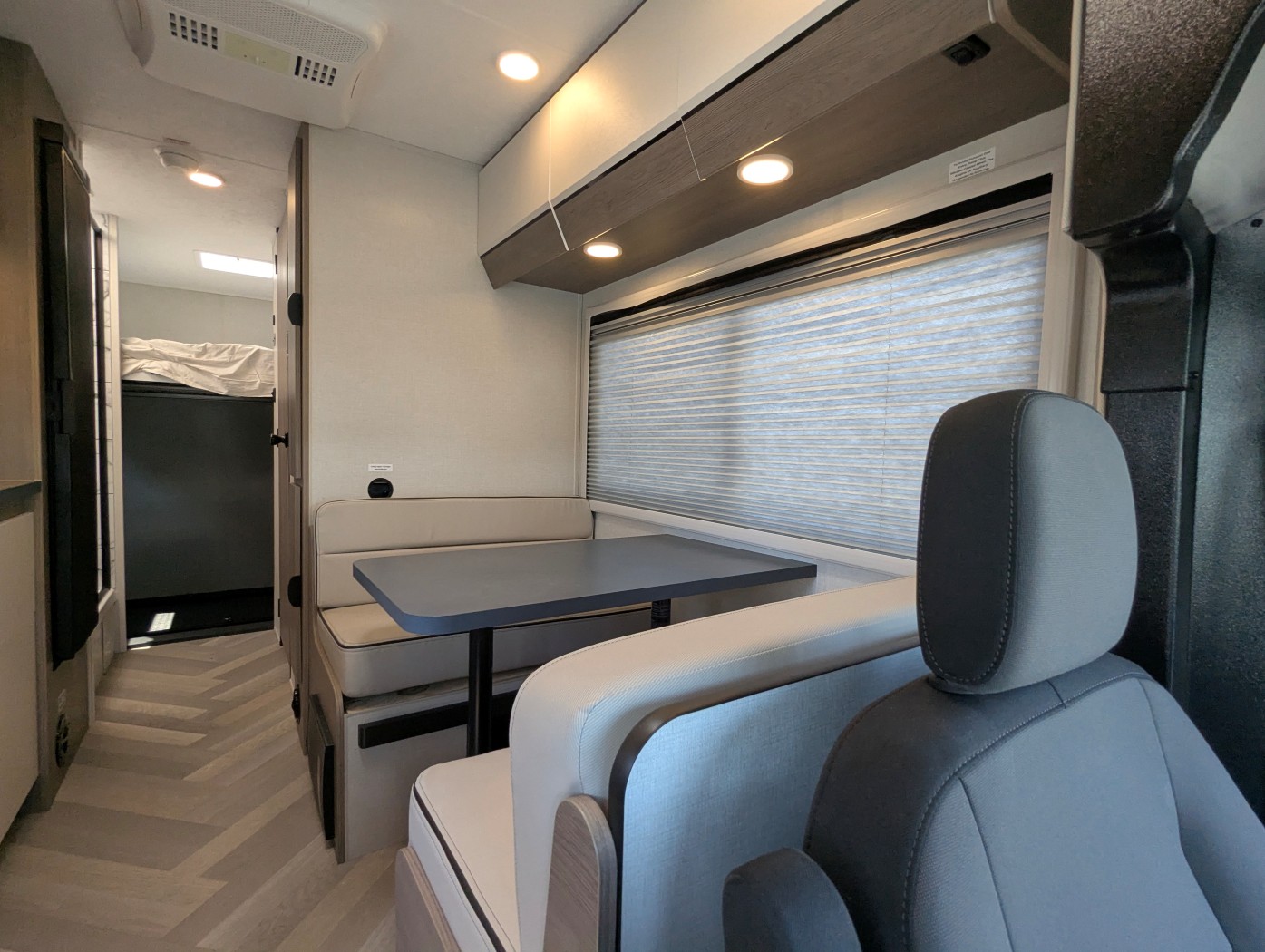 2025 Coachmen Cross Trail EV 20XG - Image 9
