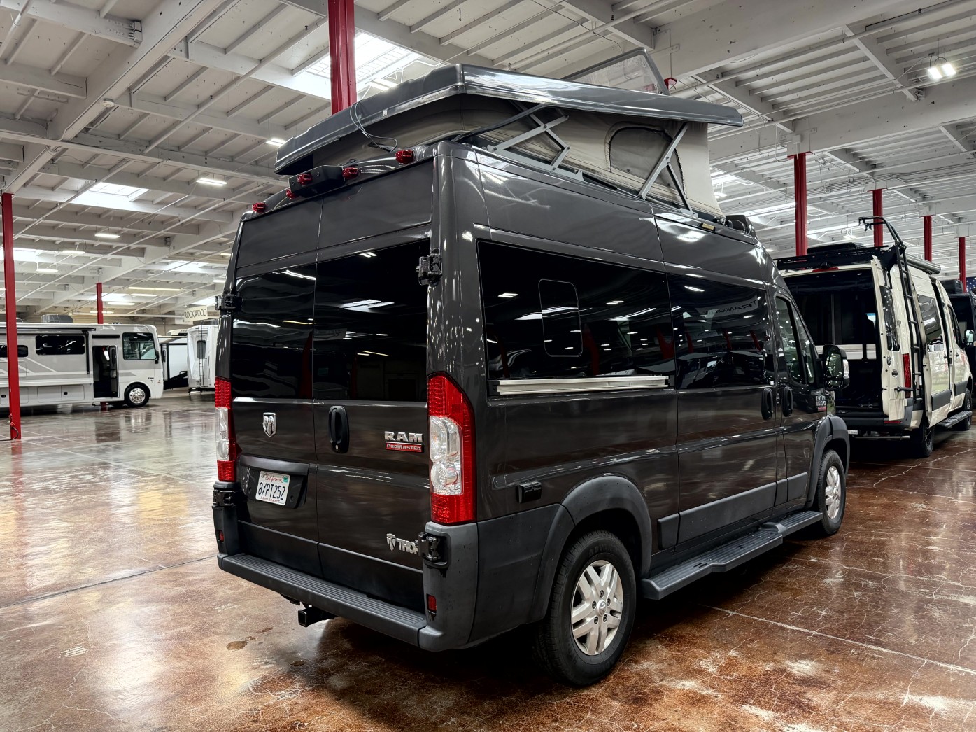 2022 Thor Motor Coach Scope 18T - Image 4