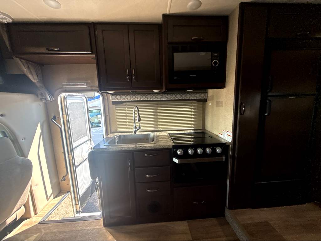2019 Thor Motor Coach FREEDOM ELITE 24HE - Image 18