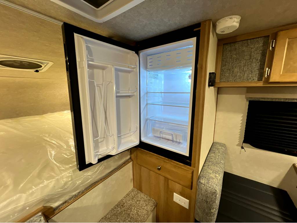 2027 Westland RV Travelaire 80WS - Image 9