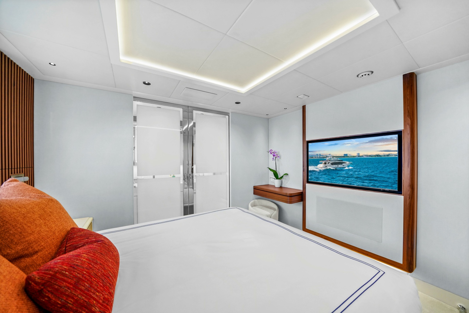 2025 Horizon Raised Pilothouse - Image 39