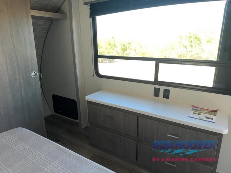 2026 COACHMEN CATALINA 343BHTSLE RHB - Image 22