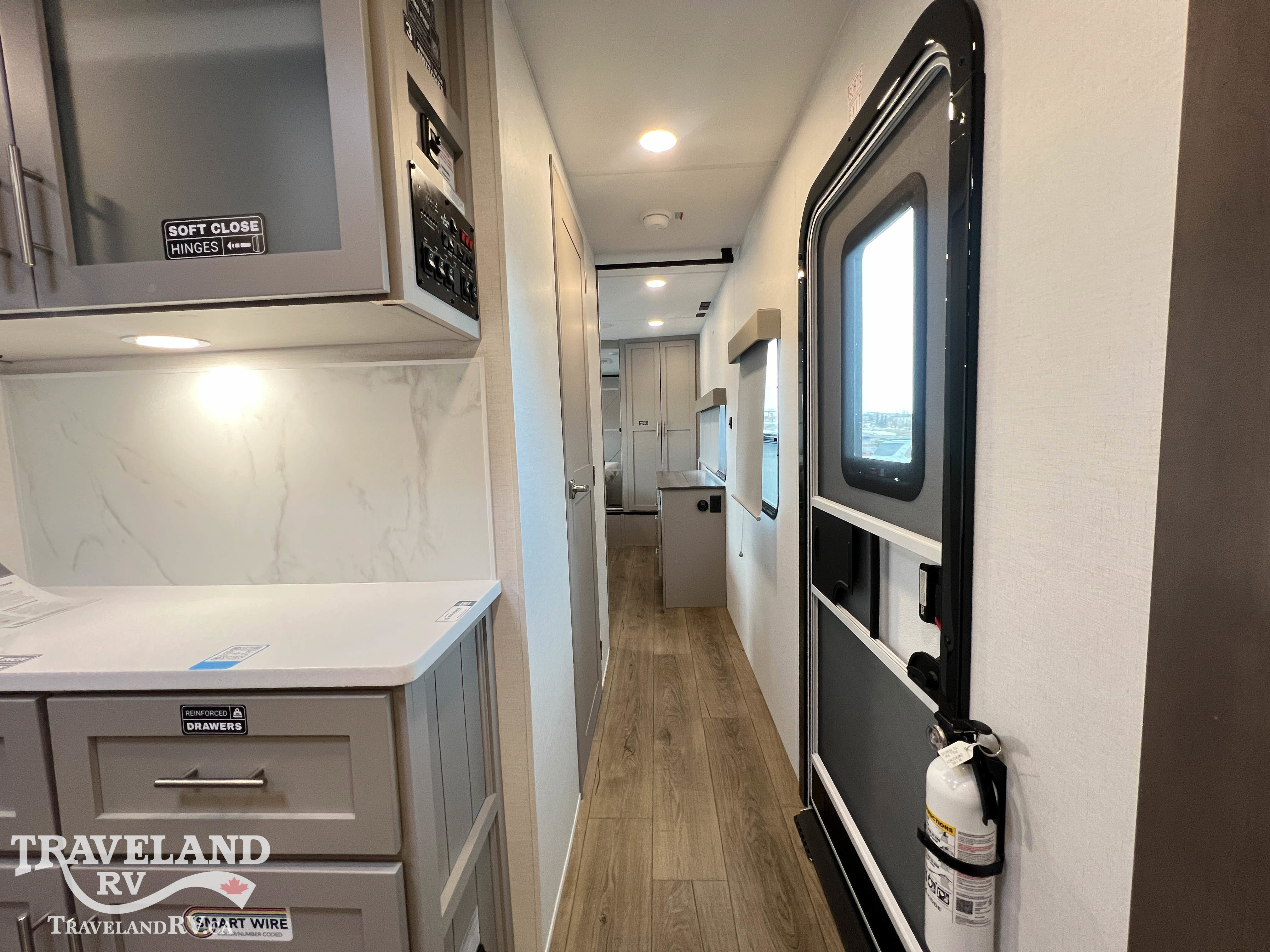 2026 Alliance RV AVENUE 332RL - Image 29