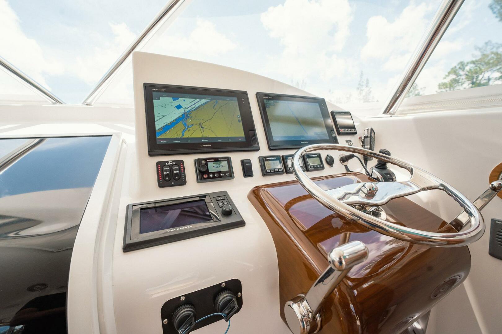 2012 Winter Custom Yachts 38 Express - Image 26