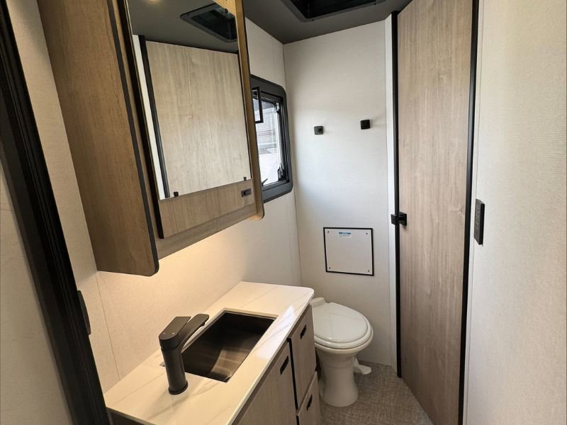 2026 GRAND DESIGN LINEAGE SERIES F 31ZW - Image 29