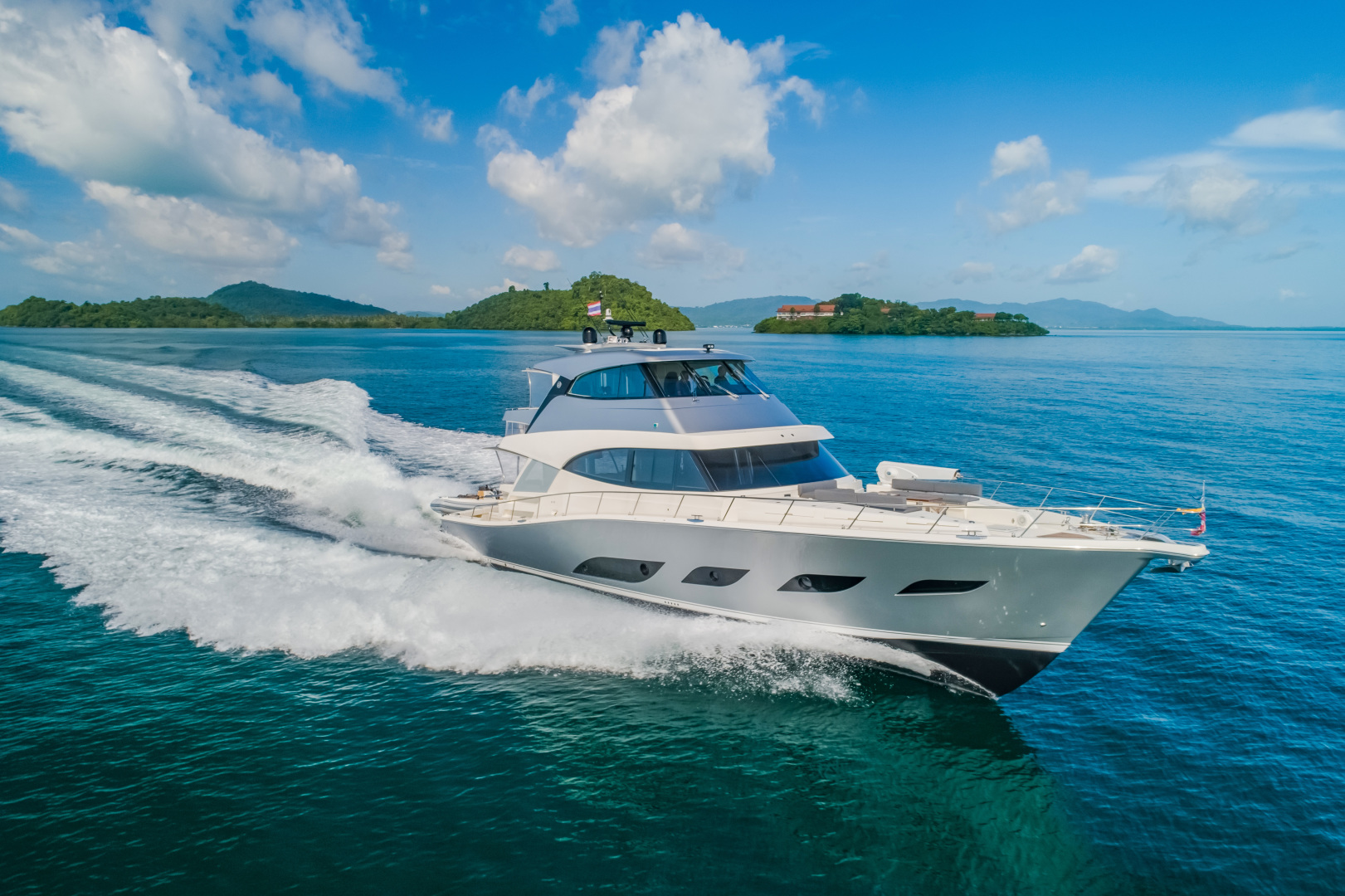 2019 Riviera 68 Sport Motor Yacht - Image 1
