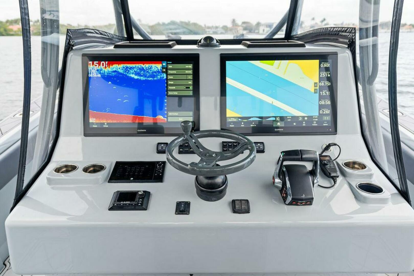 2020 Front Runner 39 CC - Image 17