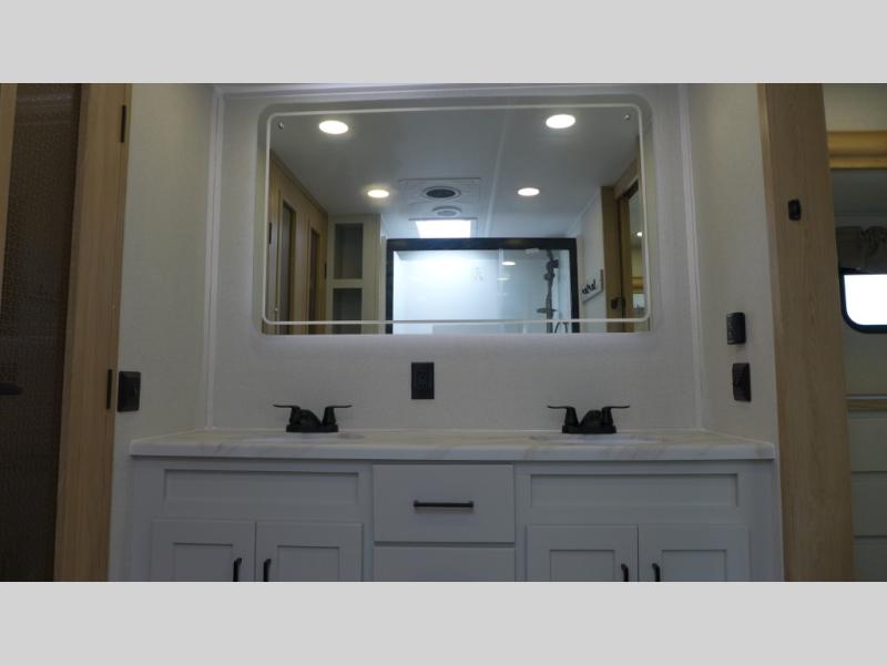 2026 Forest River Sandpiper 3800RK - Image 33