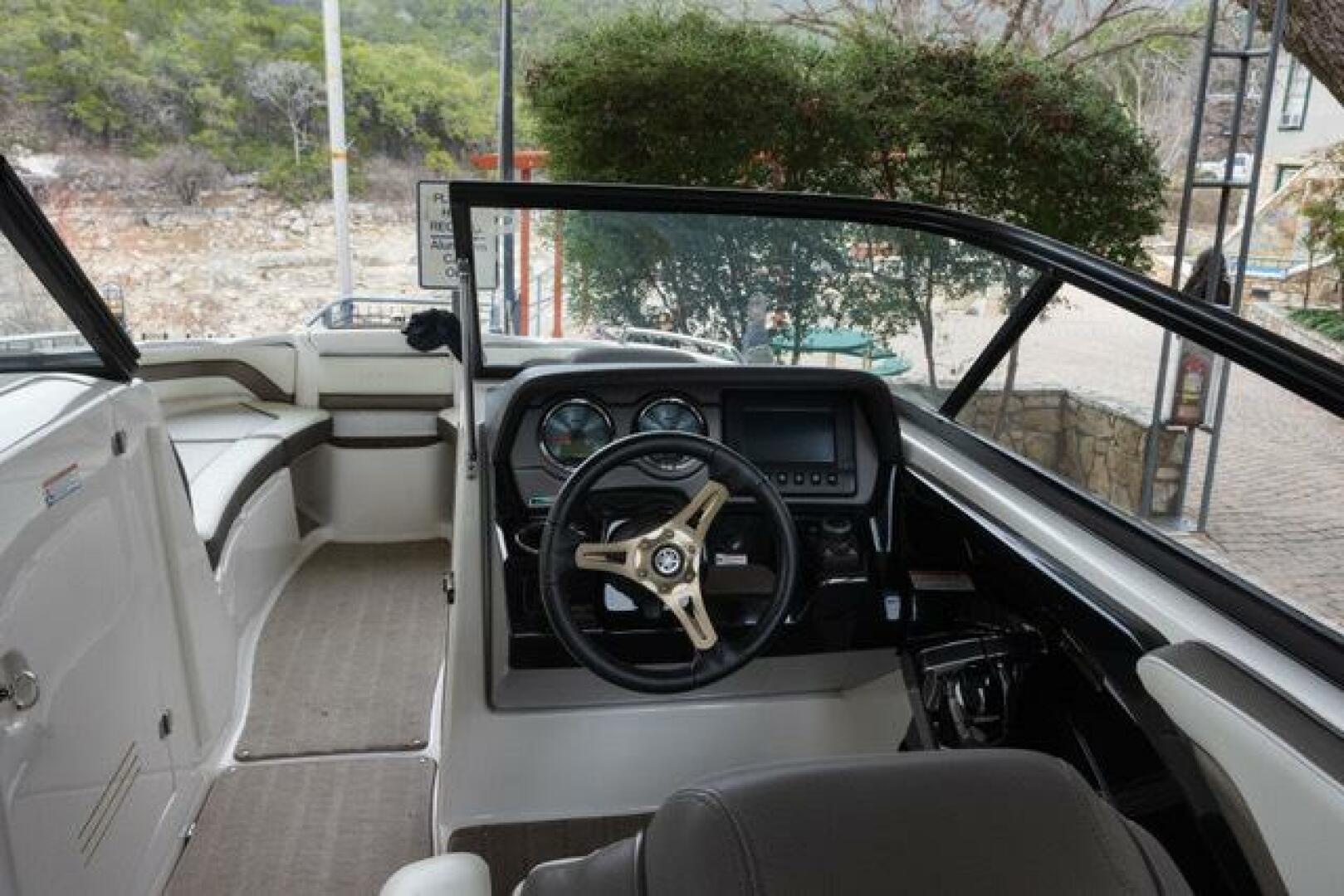 2016 Yamaha Boats 242 Limited S E-Series - Image 45