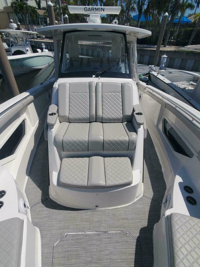 2023 Pursuit S 378 Sport - Image 30