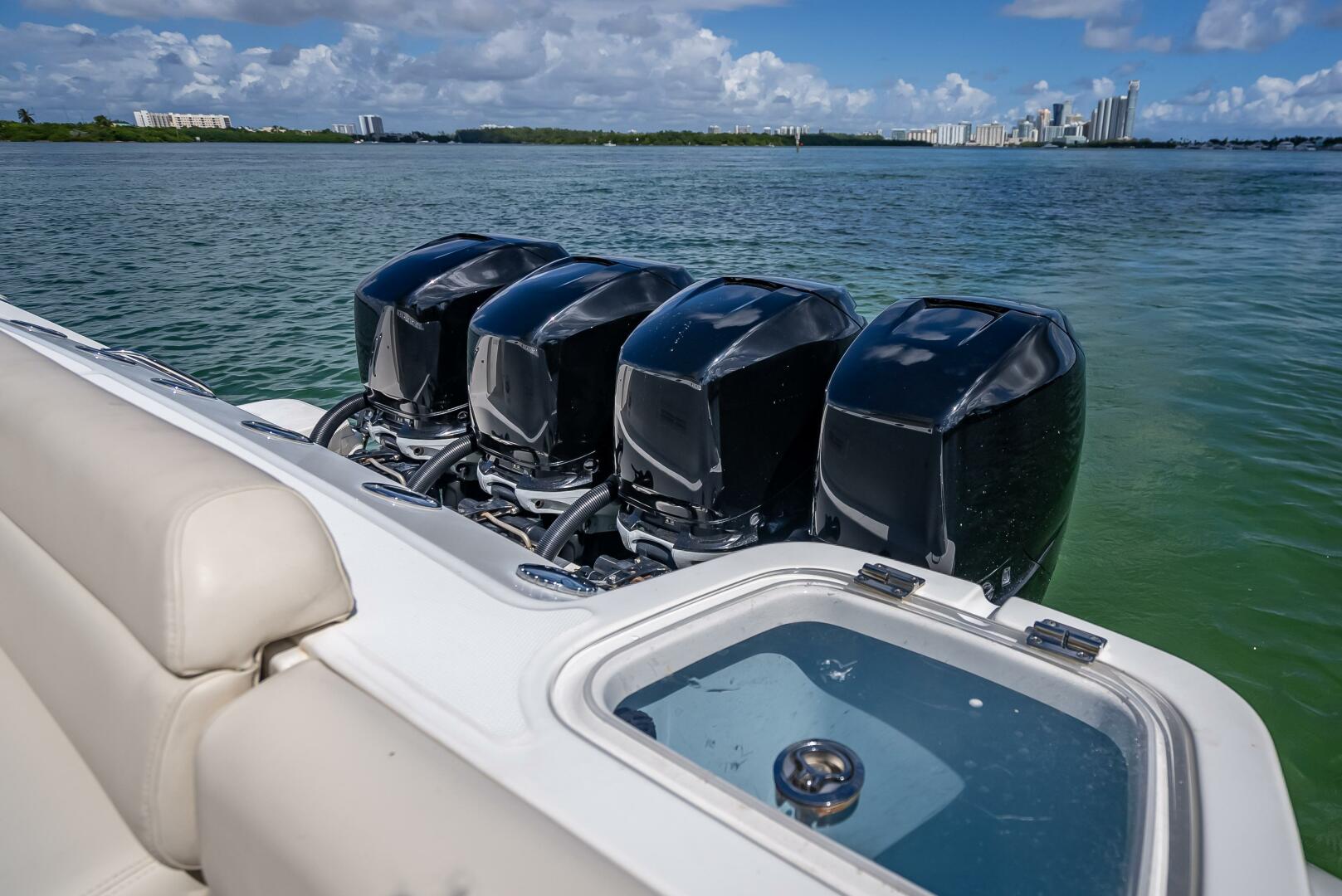 2016 Boston Whaler - Image 107