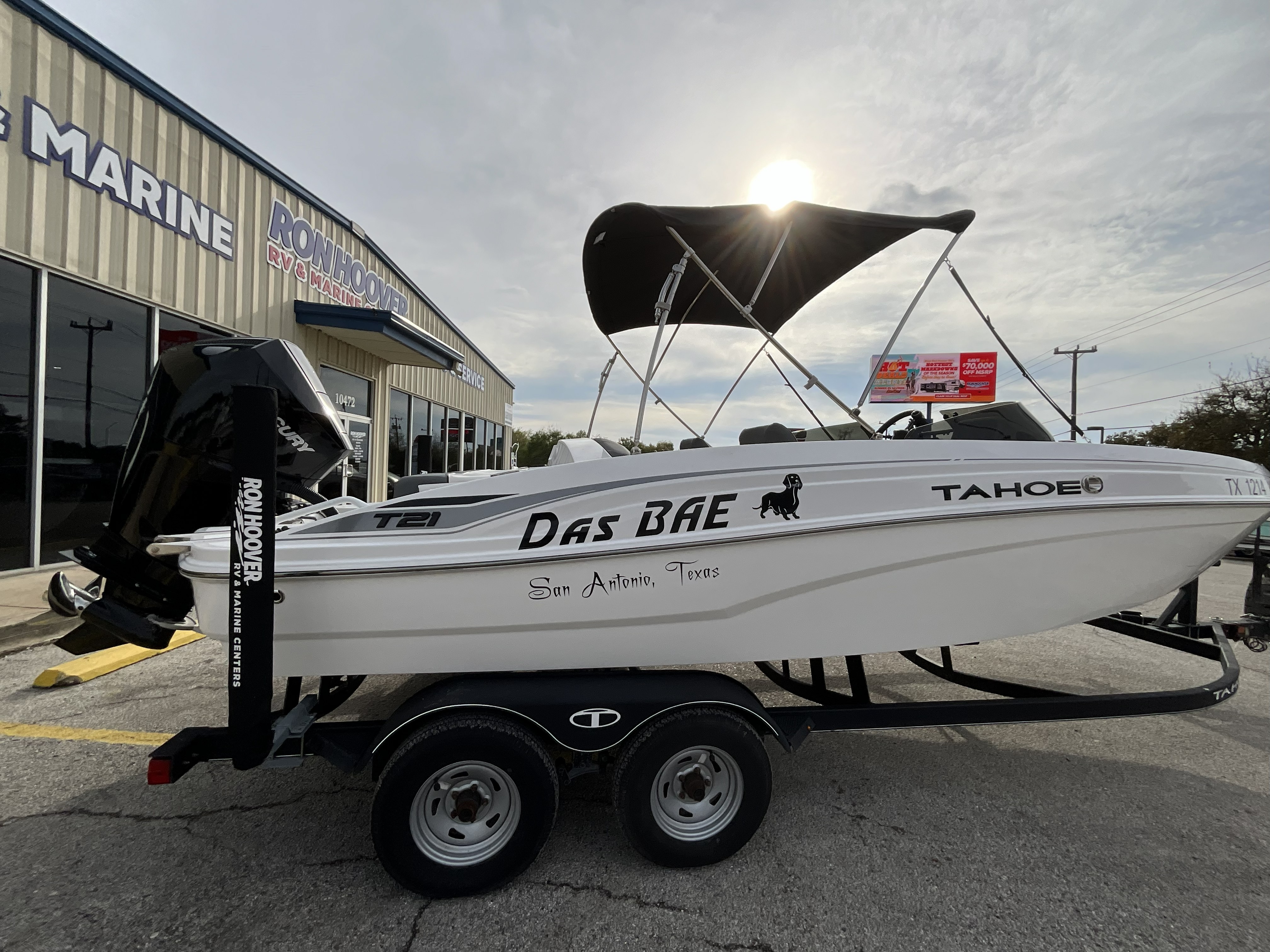 2024 TRACKER T21 - Image 7