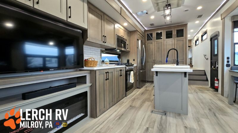 2026 KZ RV Durango Gold G384MSQ - Image 29