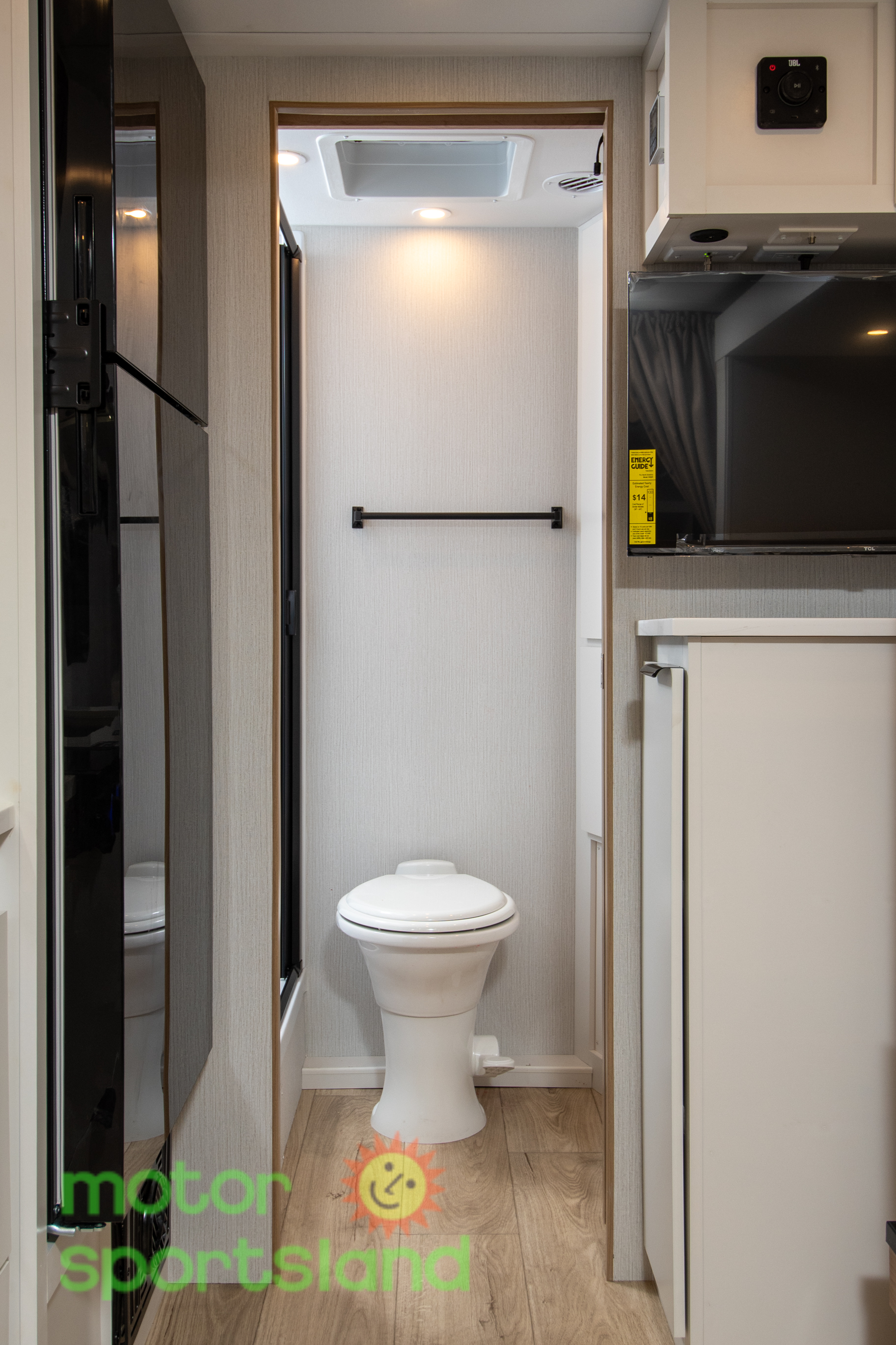 2026 Winnebago Micro Minnie 2108TB - Image 45