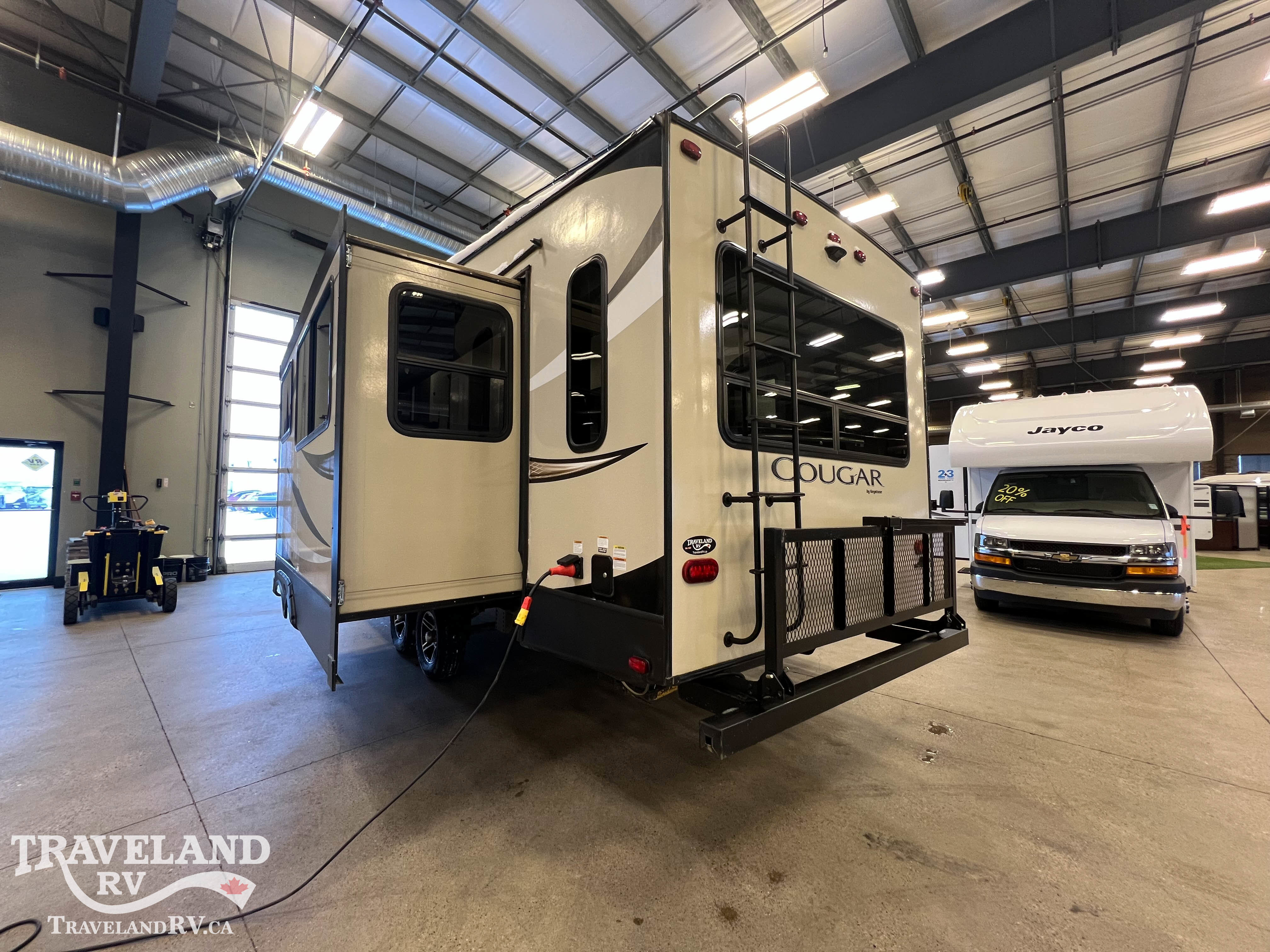 2019 Keystone Cougar Half-Ton West 27RLSWE - Image 4