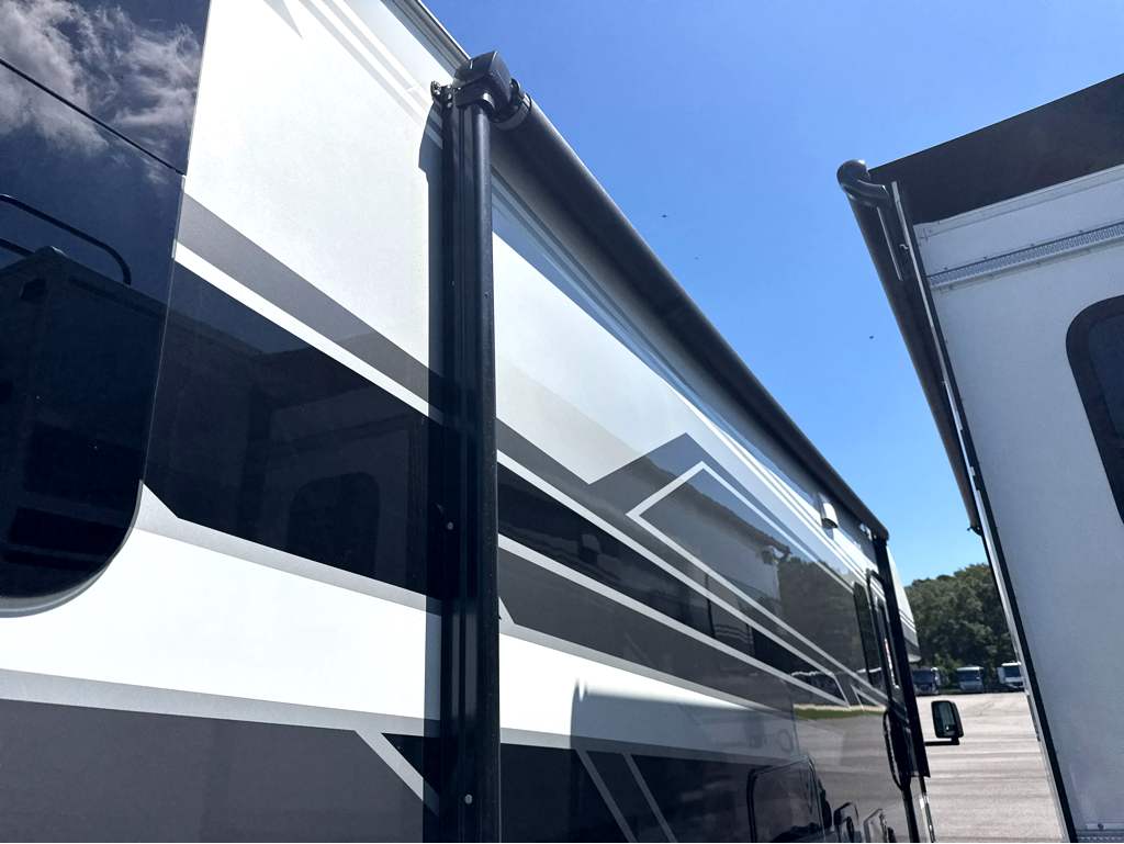 2027 ENTEGRA COACH ODYSSEY 30Z - Image 5