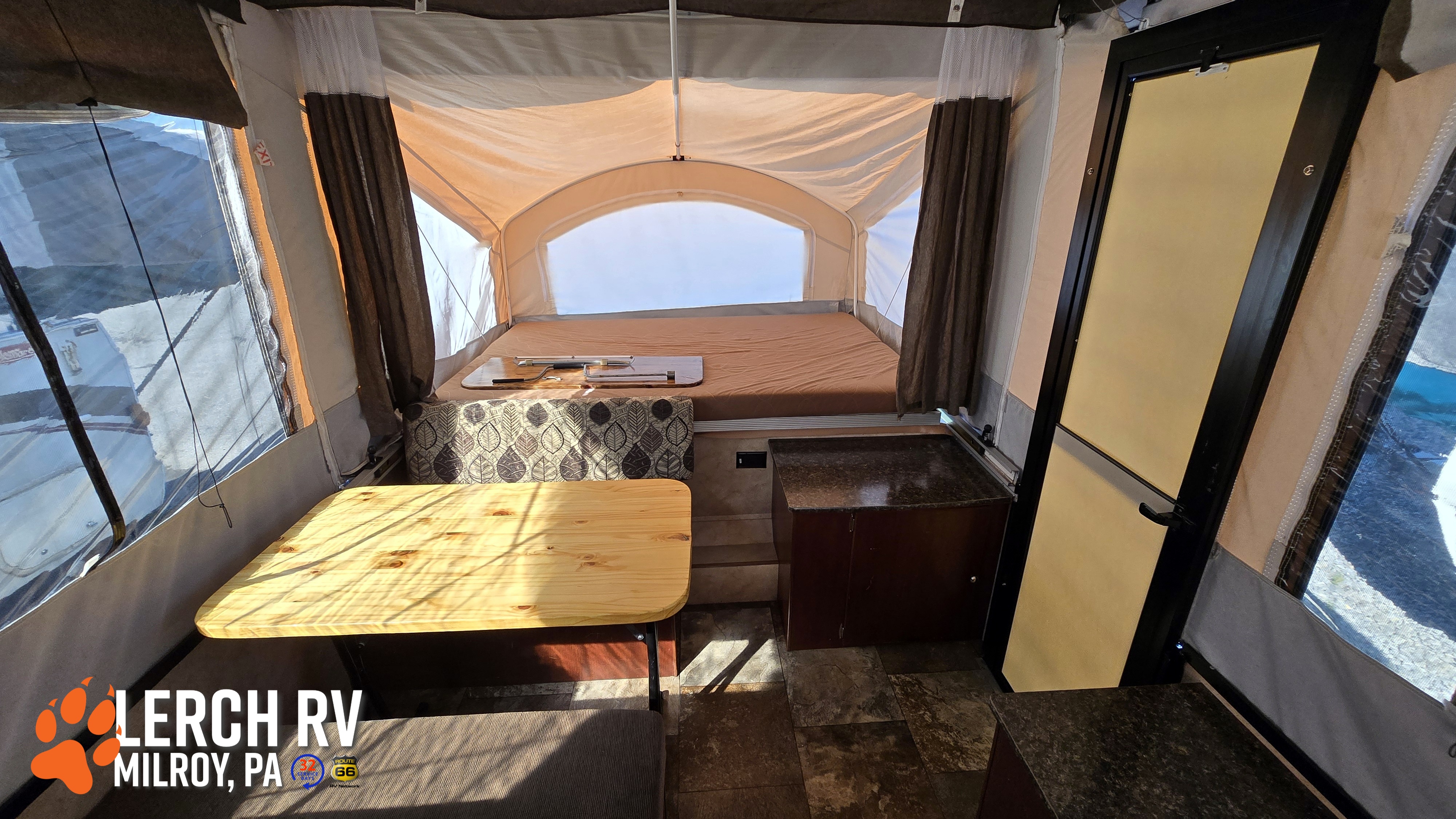 2016 Coachmen Clipper Sport 106 - Image 11
