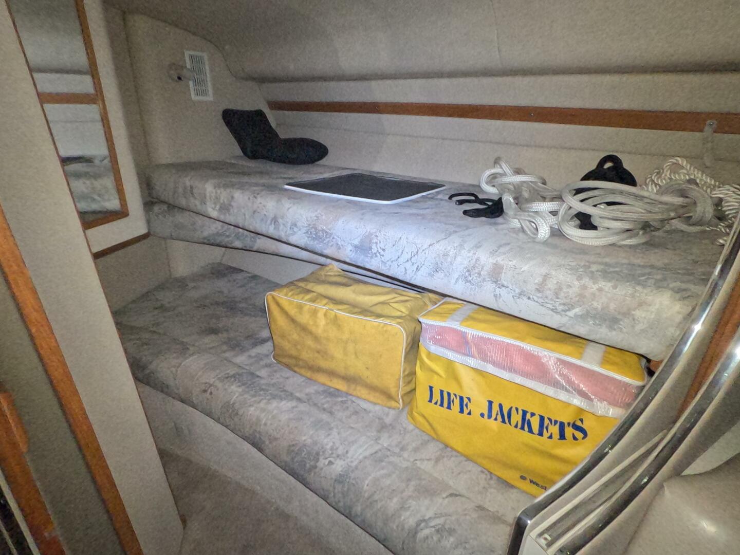 1995 Sea Ray 400 Express - Image 29