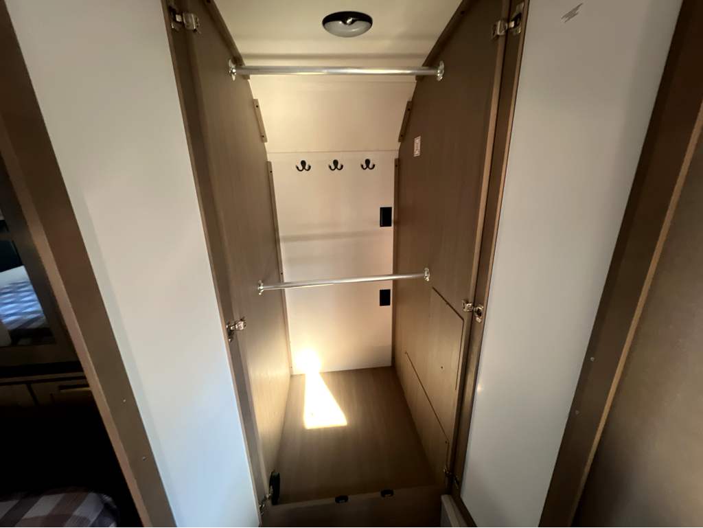 2026 JAYCO EAGLE 335LSTS - Image 25