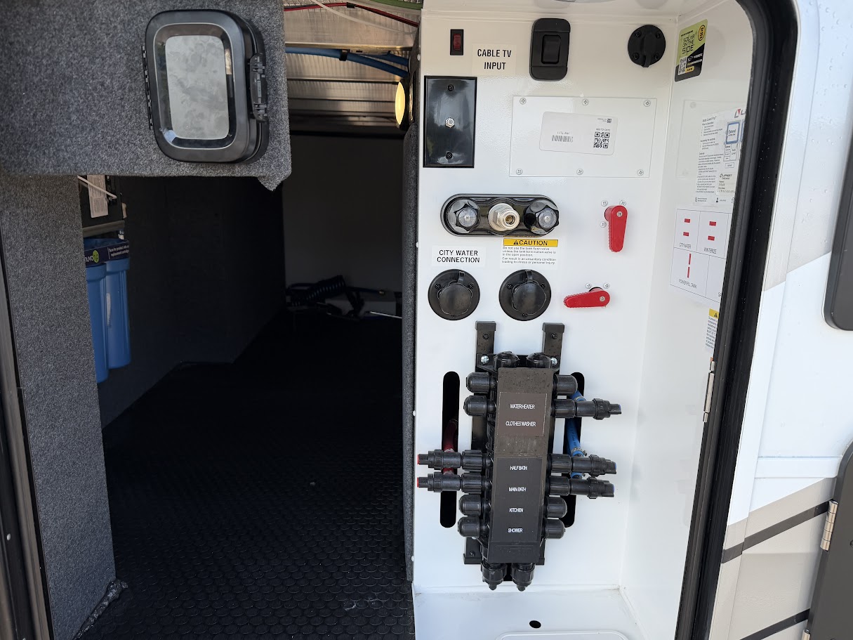 2027 JAYCO PINNACLE 39FLOK - Image 5