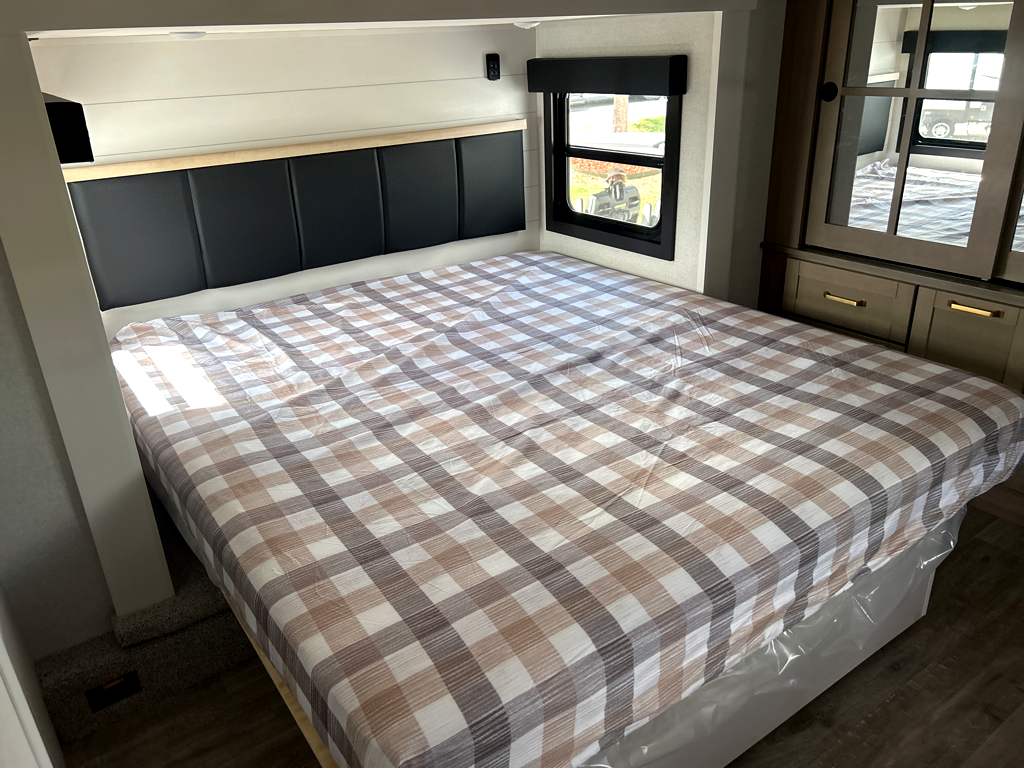 2026 JAYCO EAGLE 321RSTS - Image 18