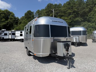2027 AIRSTREAM CARAVEL 16RB - Image 26