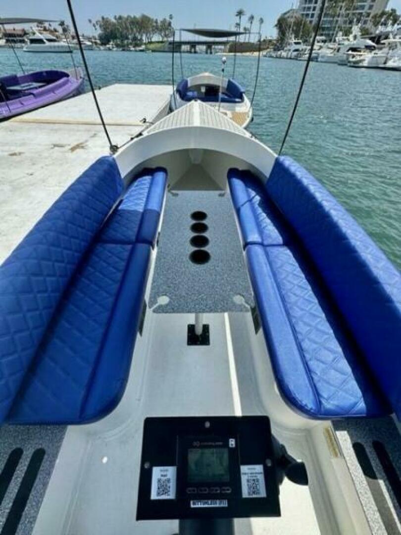 2024 Vision WX Tritoon - Image 174