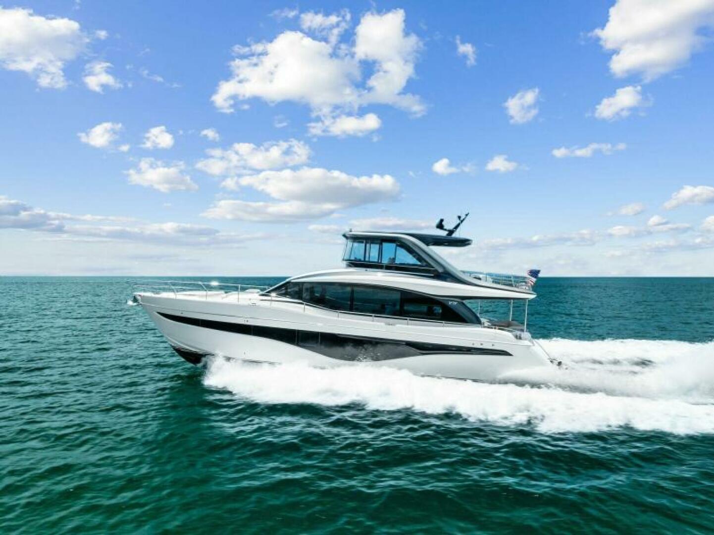 2024 Princess Y72 Motor Yacht - Image 17