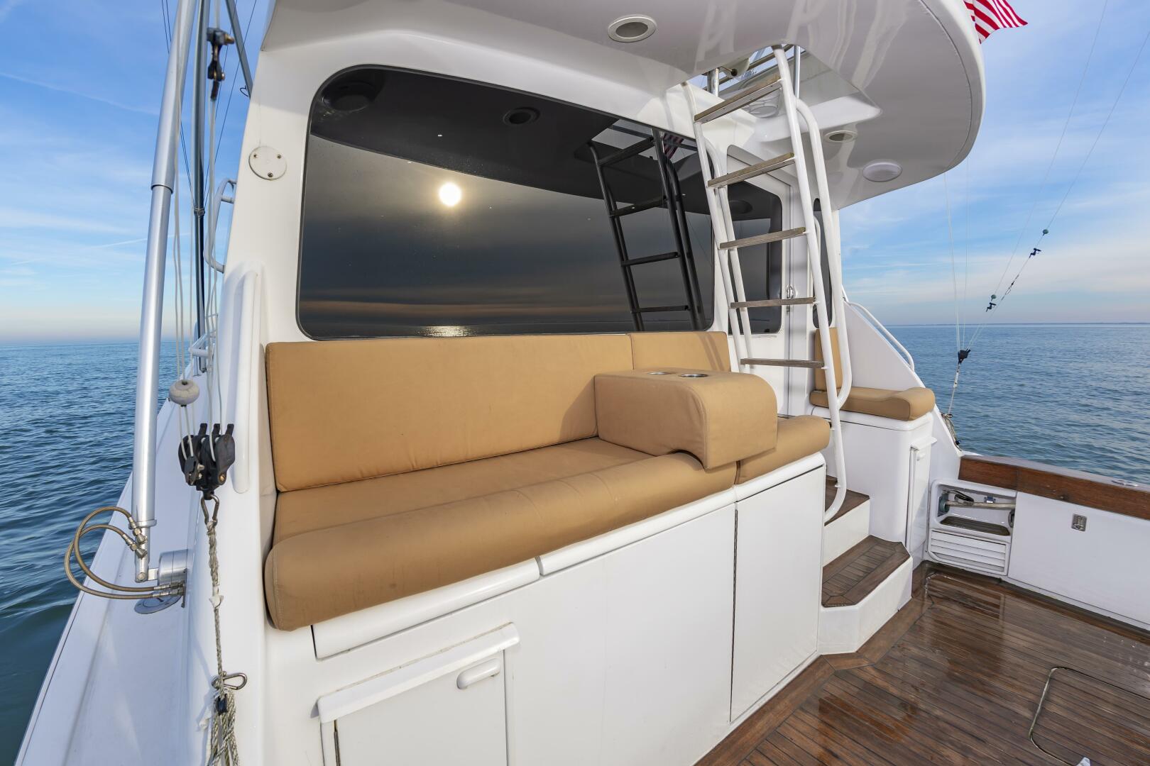 2001 Ocean Yachts 52 SUPER SPORT - Image 12