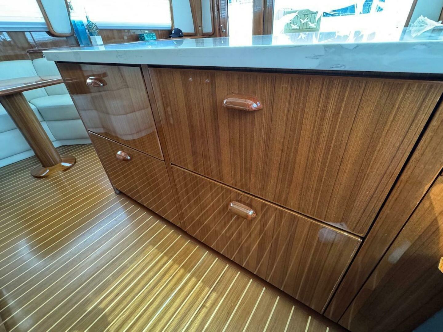 2007 VIKING 52 Convertible Base - Image 12