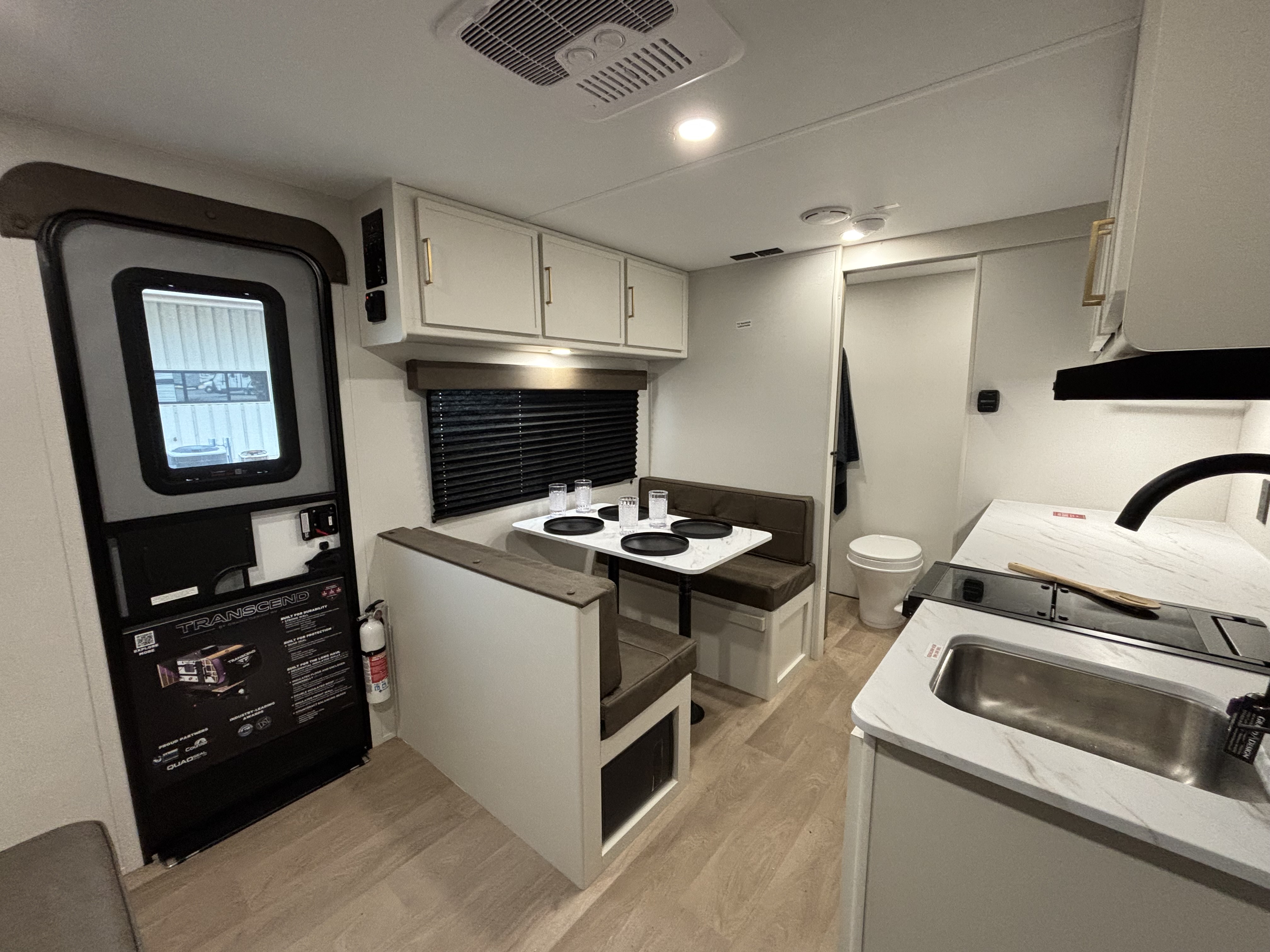 2026 Grand Design Transcend ONE 151RB - Image 11