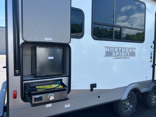 2026 Coachmen Northern Spirit 2560RK - Image 9