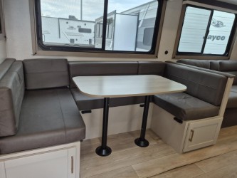 2027 JAYCO JAY FLIGHT 295TBS - Image 8