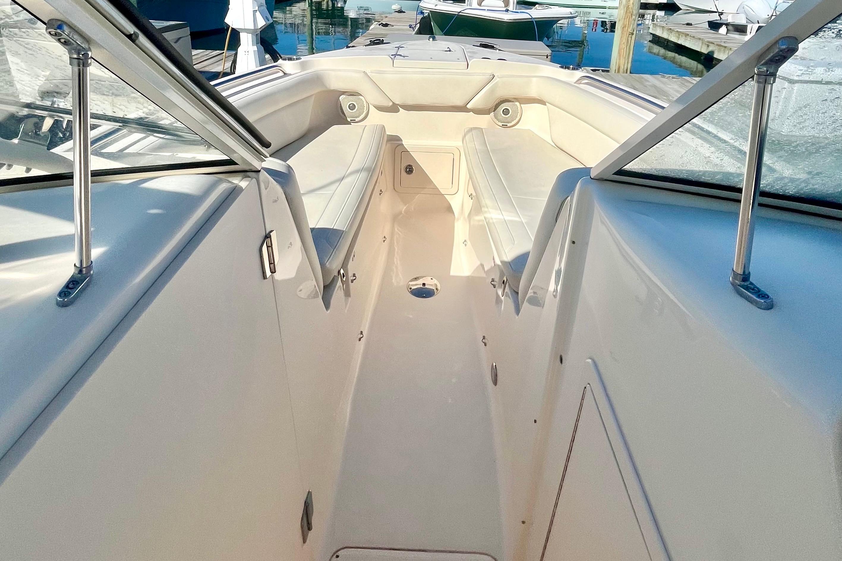 2018 Grady-White Freedom 275 - Image 37